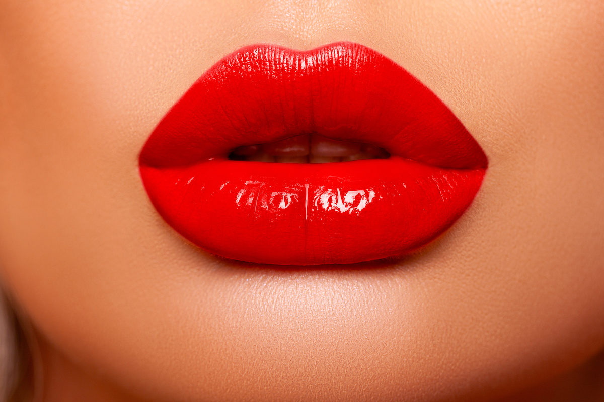 Buyer Beware: Risks of Buying Hyaluronic Acid Fillers Online for Plumper Lips